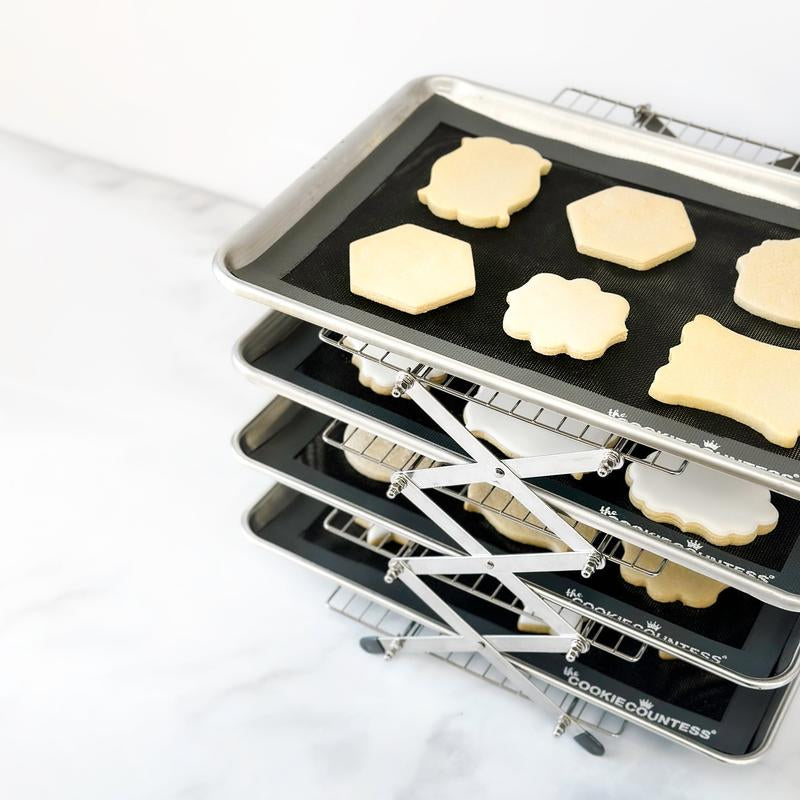 Space-Saving Collapsible Cookie Rack for Effortless Baking and Cooling